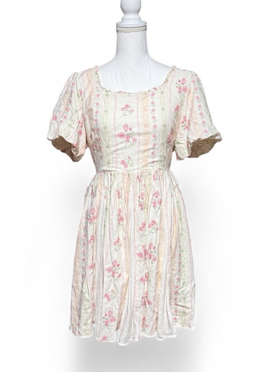Ivy City Co Dresses & Skirts - Ivy City Co Size Large Cream Pink Floral Puff Sleeve Cottagecore Dress